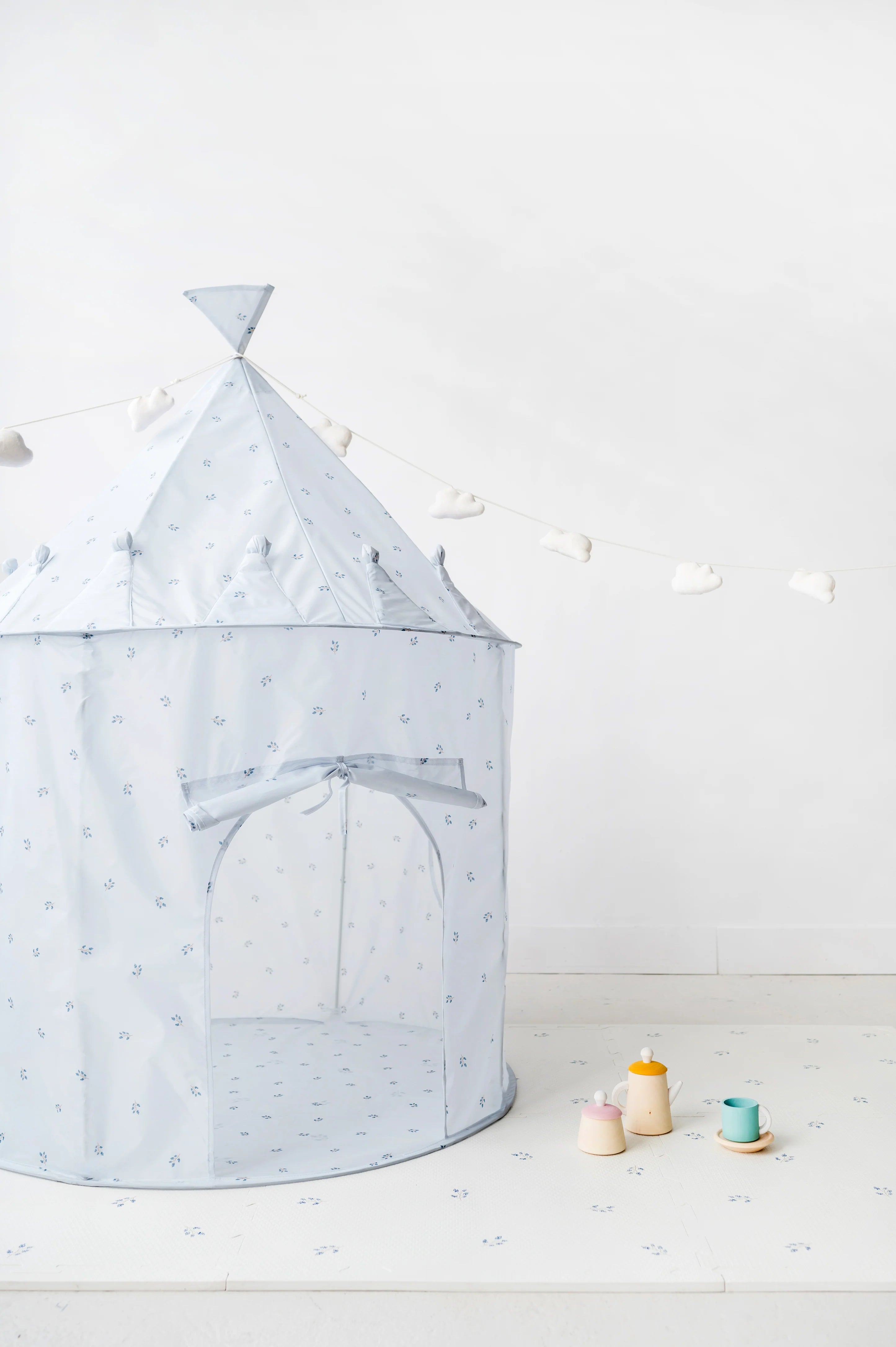 3 Sprouts Blueberry Mist Recycled Fabric Play Tent 加拿大再生布料藍莓霧藍色遊戲帳篷