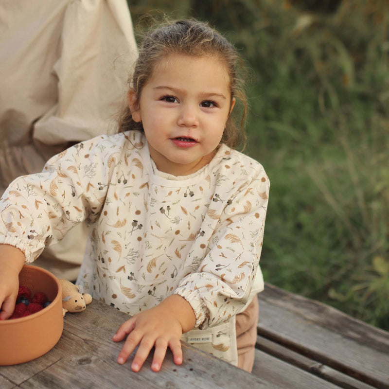 Avery Row Sleeved Bib Grasslands 英國草原有袖圍兜